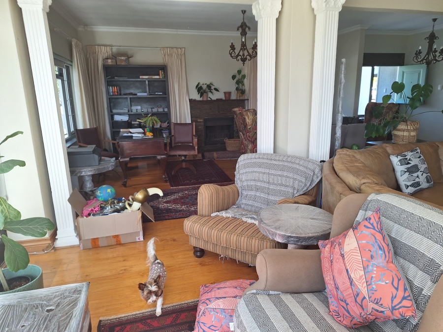 4 Bedroom Property for Sale in Hartenbos Central Western Cape